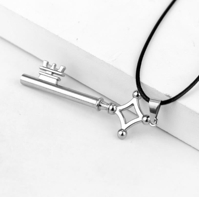 The Dragon Shop - Attack On Titan Survey Corps Necklace - Geek Fashion